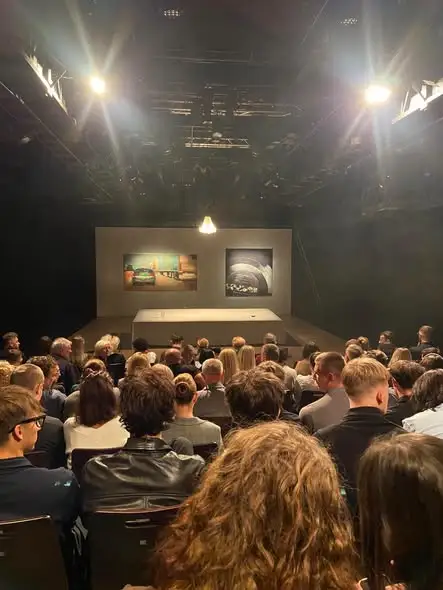 Uczennice ZSP Ziębice na deskach Teatru Polskiego we Wrocławiu