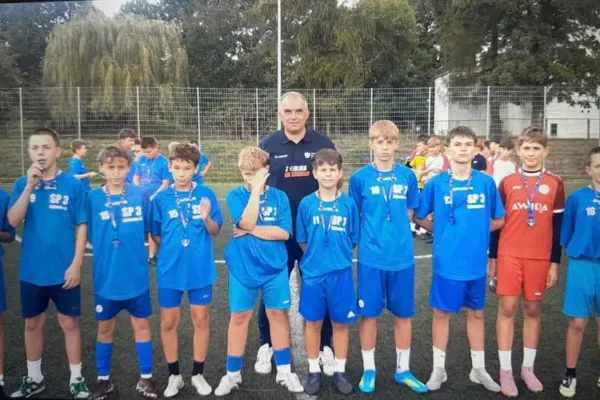 SP nr 3 wygrywa turniej „Z Orlika na Stadion” w kategorii U14