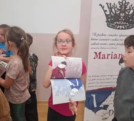 VII Festiwal „Czas na książki”: klasa 2 spotkała się z autorką Weroniką Szelęgiewicz