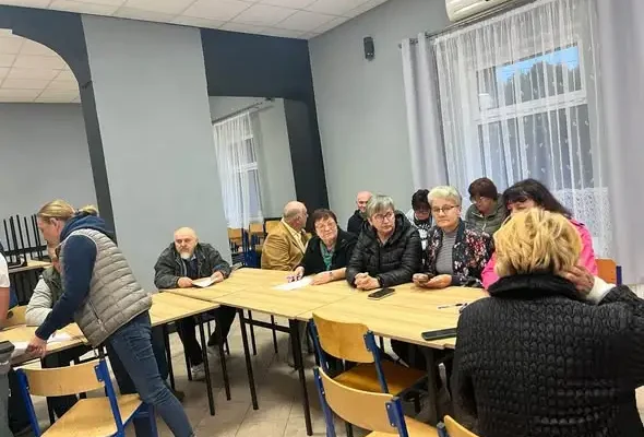 Mieszkańcy Lasek i okolicznych sołectw debatowali nad przebiegiem S8