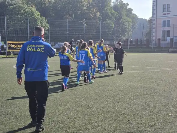 Młode piłkarki z grupy Żaków na Kamienieckim Festiwalu Futbolu