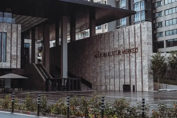 Bardo: odbudowa Centrum Kultury i Biblioteki na finiszu. Otwarcie już 24 października